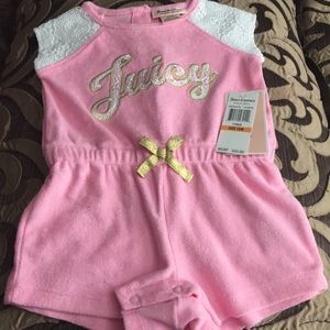 One piece girl outfit... Juicy Couture (12m)